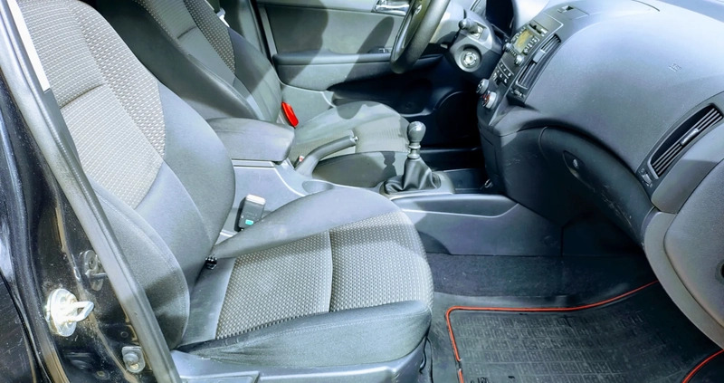 Hyundai I30 cena 13900 przebieg: 262000, rok produkcji 2007 z Ciechocinek małe 781